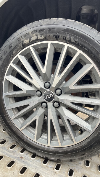 Диск литой Audi Q3  2021 2.0 Бензин Одесса