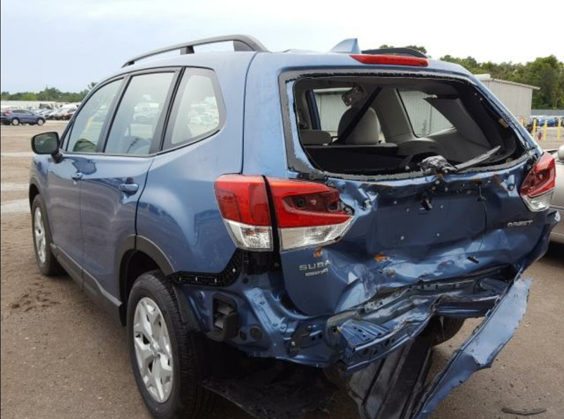 Усилитель бампера заднего Subaru Forester 2019 г.  2.5 л бензин Киев