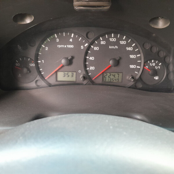 Панель приладів Ford Transit  2004 2.0 Дизель 