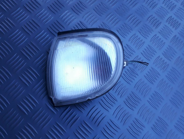 Габарит (поворот) у кого как, левый водительский Nissan Vanette  1995 2.3 Дизель Киев