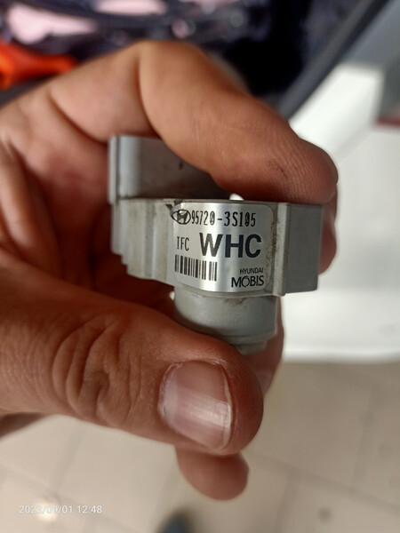 Парктроник 95720-3S105   Hyundai Sonata