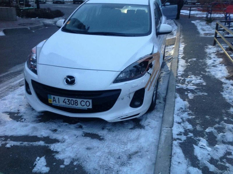 Бампер передній BHE8-50-031D-BB   Mazda 3