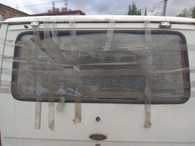 Стекло ляды, уплотнитель Ford Transit  1993 2.5 Дизель 