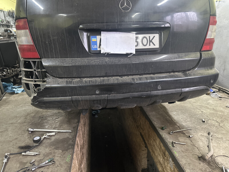 Бампер задний Mercedes-Benz M-Class W163  2004 2.7 Дизель Кривой Рог