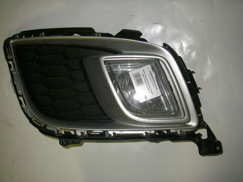 Противотуманная фара (левая, пример) Mazda 6  2008 2.5 Бензин Киев