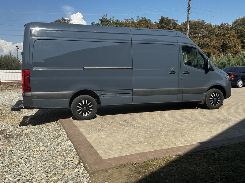 Листва Mercedes Sprinter 2019 г.  3.0 л дизель Снятин