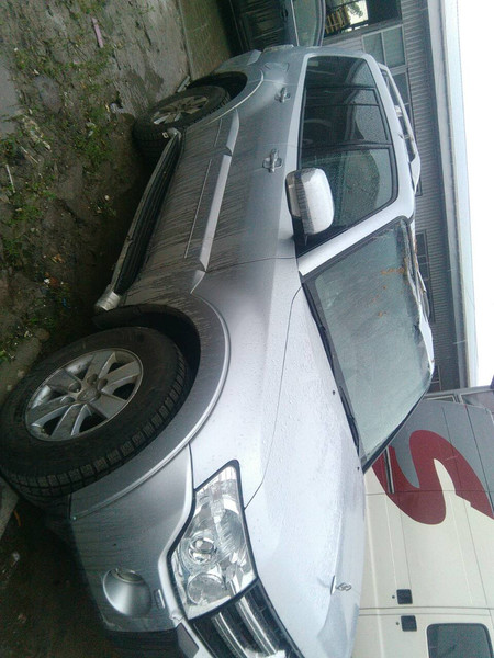 Крыша с люком и потолком Mitsubishi Pajero Wagon  2007 3.0 Бензин Киев