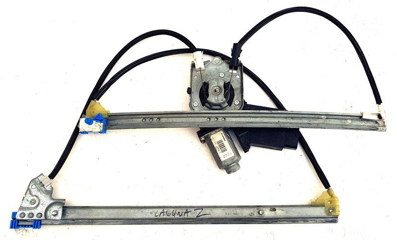2 стекло подъемник передний левый на 29пин Renault Laguna 2  2001 універсал 20.0 Бензин 