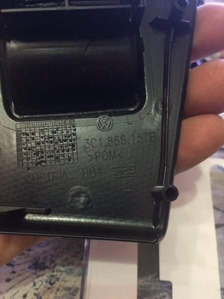 Планка накладка Volkswagen Passat CC  2011 Черновцы