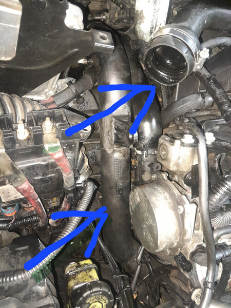 Патрубки интеркуллера Renault Megane 3  2012 хетчбек 1.9 Дизель 