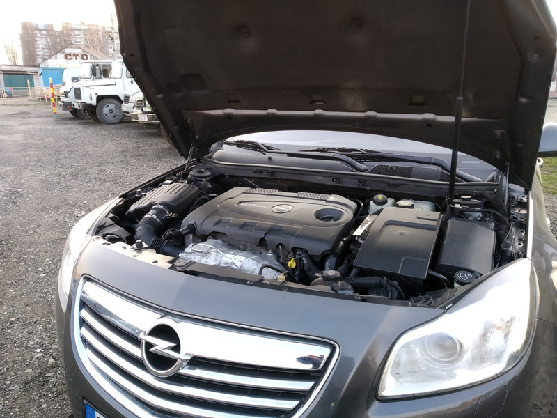 Фара передняя Opel Insignia A универсал 2011 г.  2.0 л дизель Черкассы