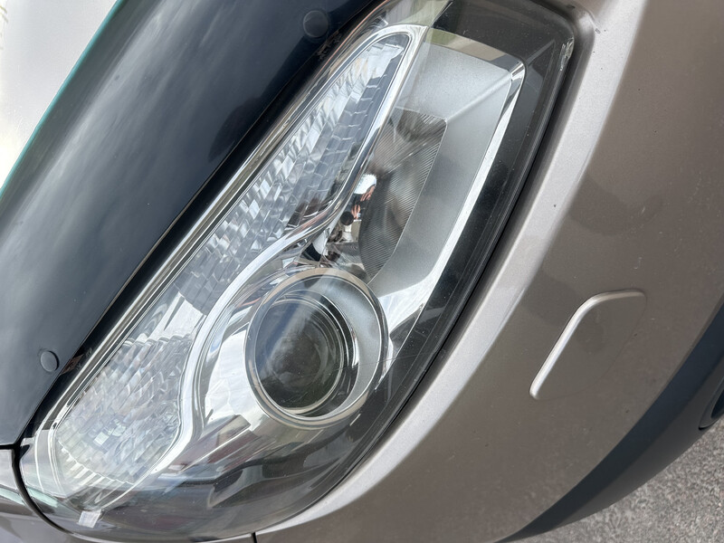 Фара передняя Nissan Qashqai  2013 универсал 1.6 Бензин Житомир