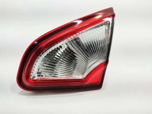 Задняя в крышку багажника Nissan Qashqai J10  2011 Краматорск