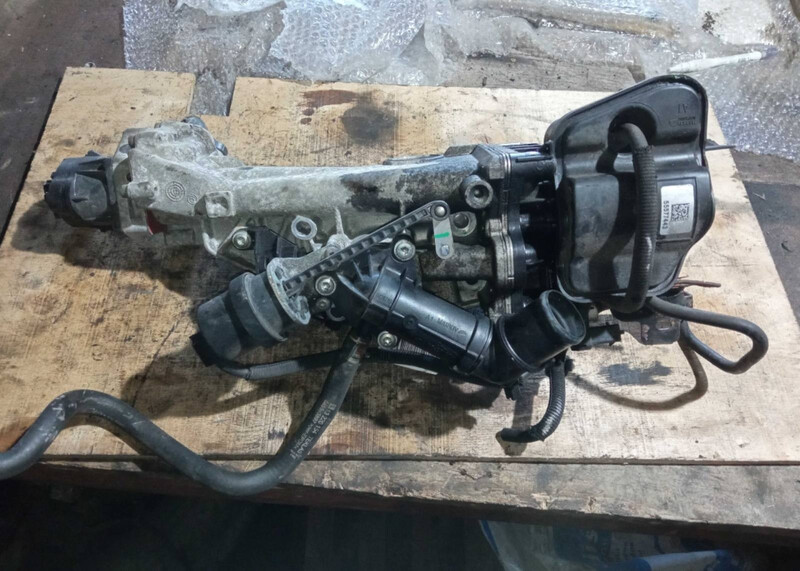 Клапан EGR Opel Insignia A универсал 2011 г.  2.0 л дизель