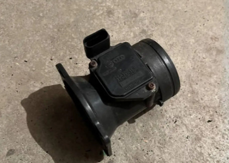 Бу расходомер воздуха Volkswagen Passat B5  2000 Коростень