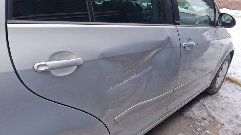 Дверь задняя правая голая lr7l Volkswagen Golf Plus  2011 Дрогобич