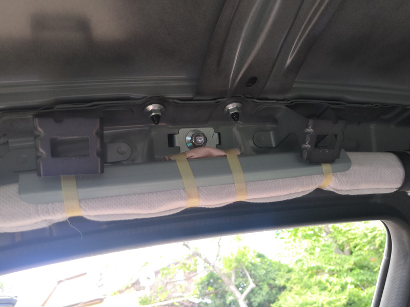 Металлический кронштейн ручки потолка Mazda 6  2009 хэтчбек 2.0 Бензин Одесса