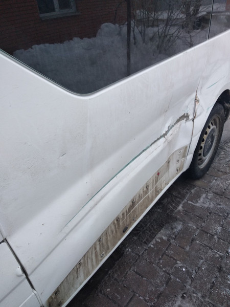 Боковина кузова Renault Trafic  2008 2.8 Дизель Київ