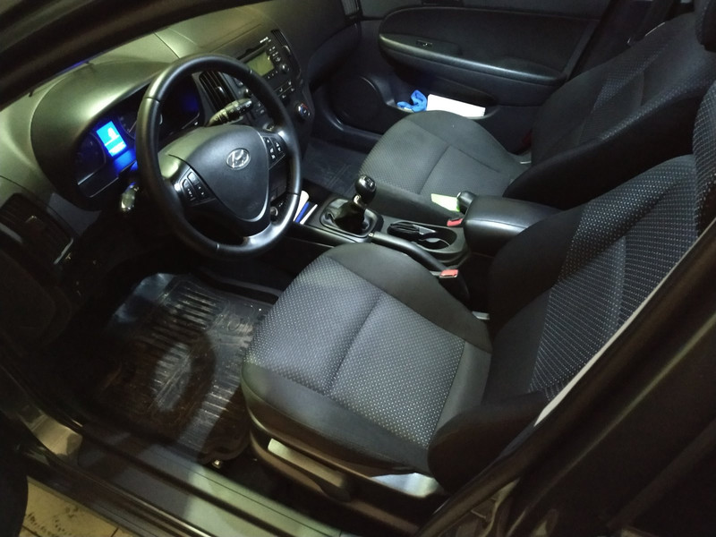 Водійське сидіння Hyundai i30  2010 хэтчбек 1.6 Дизель Львов