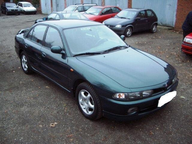 Бампер передний Mitsubishi Galant 7  1993 хэтчбек 20.0 Дизель Одесса