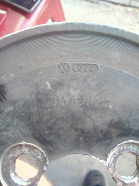 Шків водяного насосу 059121031J   Audi A6
