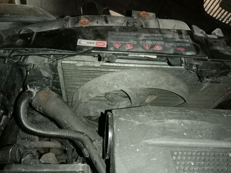 Радиатор Seat Cordoba 2004 г.  1.4 л бензин