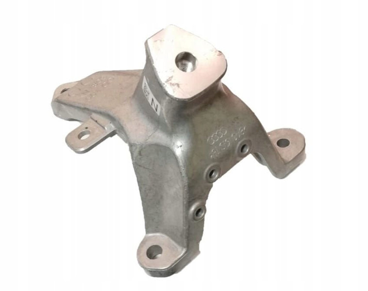 Кронштейн опоры двигателя правый Audi A7 2012 г.  3.0 л бензин Кривой Рог