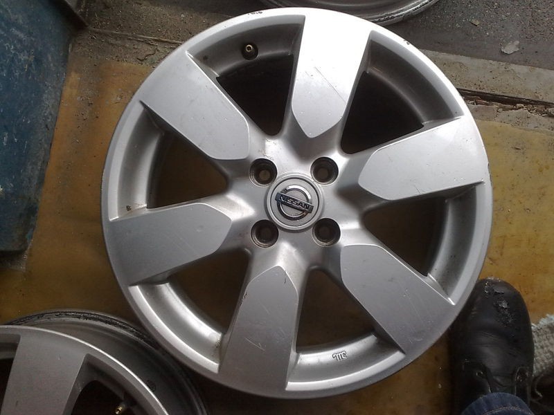 Диски 1 шт Nissan Note E11 хэтчбек 2007 г.  1.6 л бензин Одесса