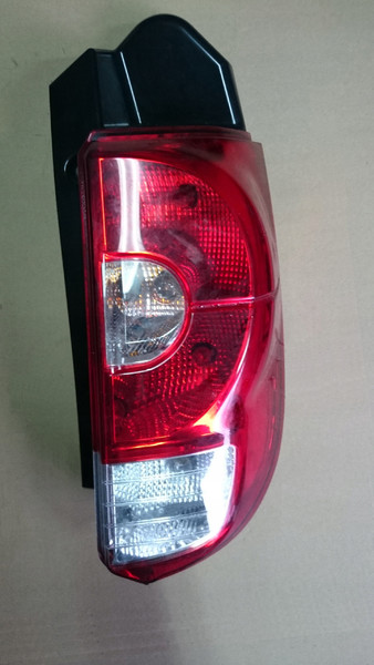 Фонарь задний правый Mitsubishi Colt  2009 хэтчбек 1.3 Бензин Киев