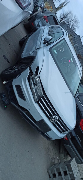 Крыло переднее 5NA821106B   Volkswagen Tiguan