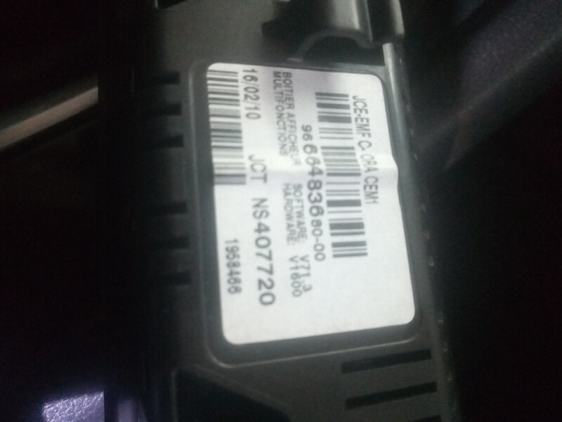 Інформаційний дисплей Peugeot 5008 универсал 2010 г.  1.6 л дизель