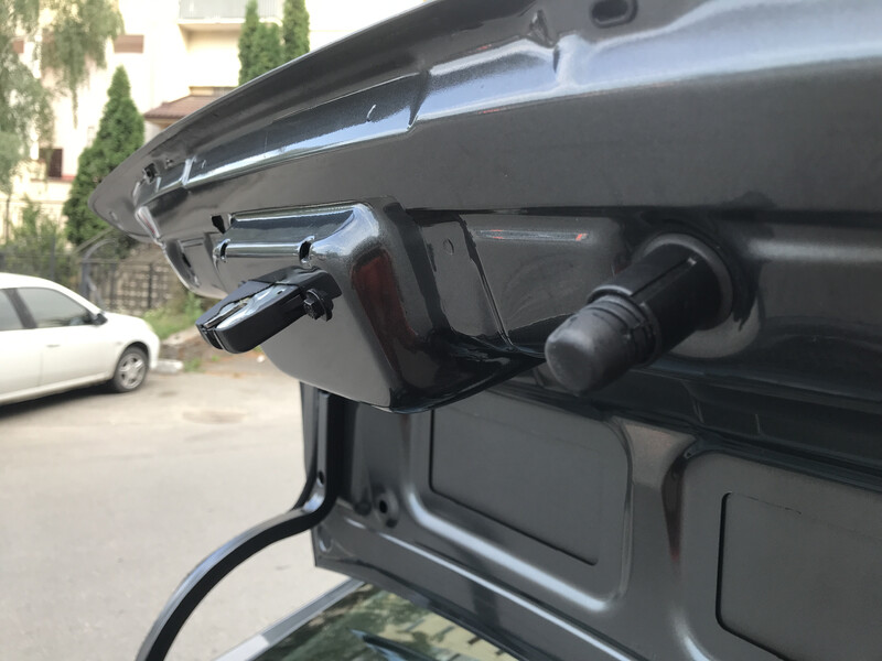 Отбойник (резинку регулировки зазора) на крышку багажника Citroen C-Elysee  2015 1.6 Дизель Киев