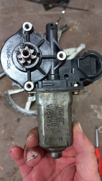 Мотор склопідйомника Toyota Camry 30  2002 3.0 Бензин 