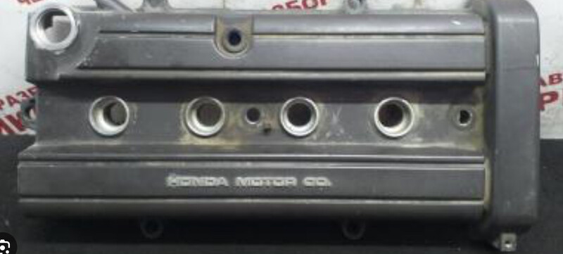 Крышка ГБЦ Honda CR-V 2000 г.  2.0 л бензин Киев
