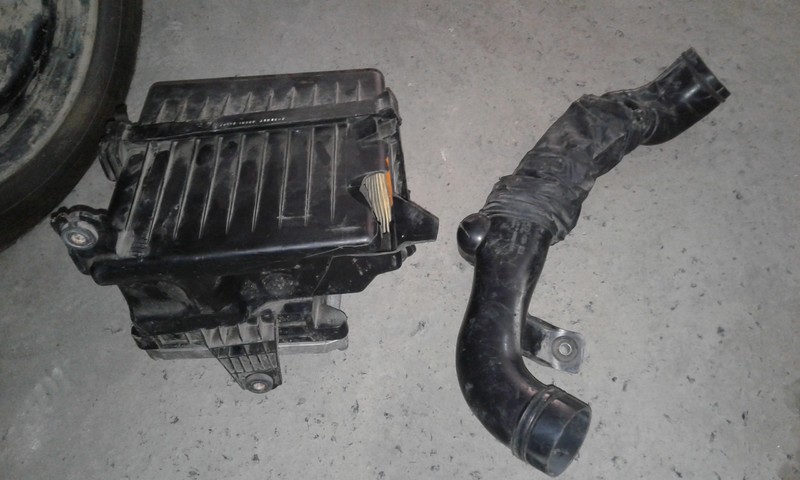 Корпус воздушного фильтра Hyundai Accent  2009 1.4 Бензин Казатин