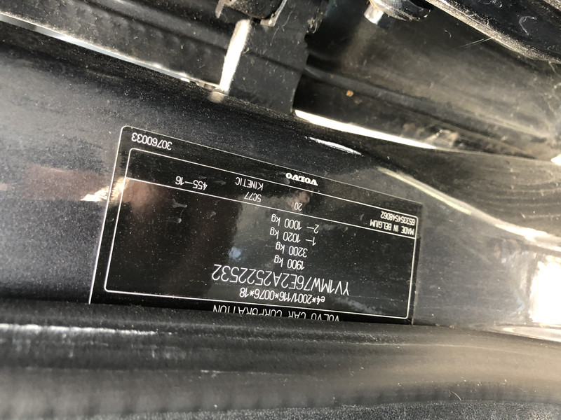 Дверь передняя правая Volvo V50 универсал 2008 г.  1.6 л дизель Ровно