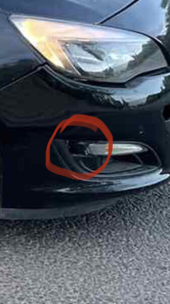 Заглушка противотуманной фары Opel Astra  2015 хэтчбек 1.4 Бензин Киев
