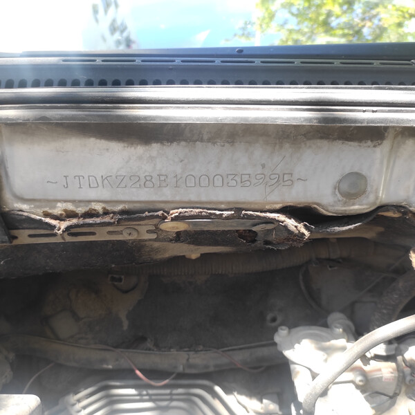 Дверь передняя, задняя левая Toyota Corolla E120  2005 хетчбек 2.5 Дизель 