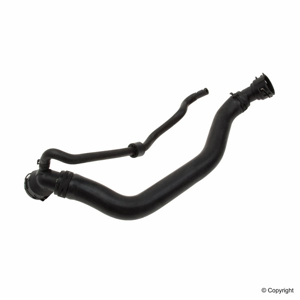 Верхний патрубок радиатора 5C0122101AA   Volkswagen Jetta
