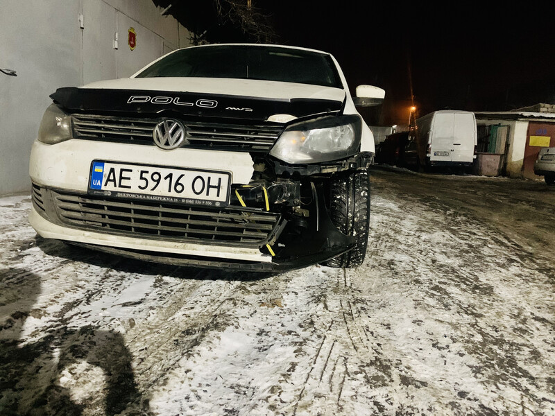 Бампер передний 6RU807221A   Volkswagen Polo