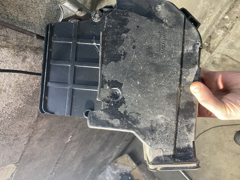 Корпус модуля управління компютером Volvo V40 хэтчбек 2013 г.  1.6 л дизель Ровно