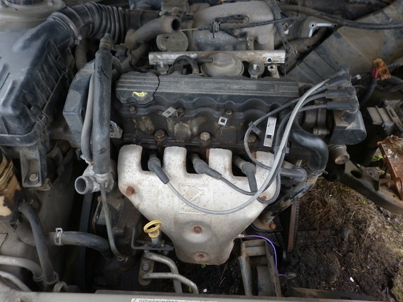 Головка двигателя в сборе . Daewoo Leganza 1998 г.  2.0 л бензин Харьков
