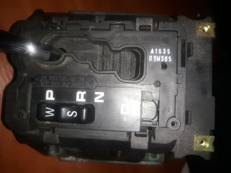 Селектор АКПП Mercedes SLK-Class Автомат 5 ступ, 218 л.с. купе 2001 г.  3.2 л бензин Ровно