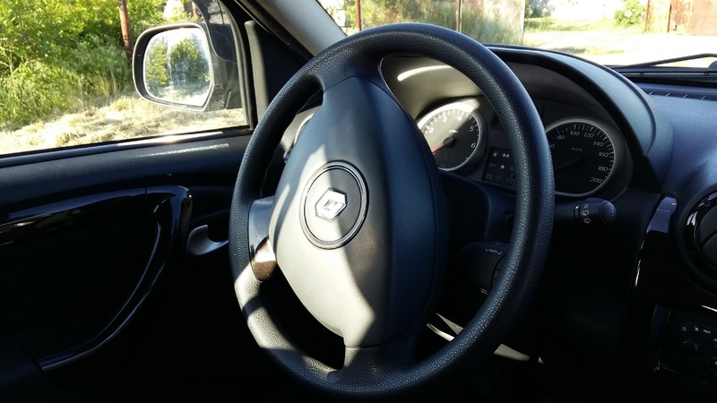 Аэрбег Renault Duster 2012 р.  1.6 л бензин Жовті Води