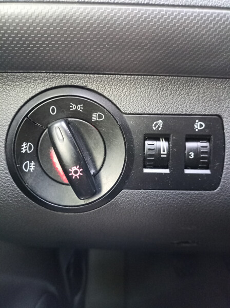 Переключатель света фар Volkswagen Caddy 3 2006 г.  2.0 л дизель Ровно