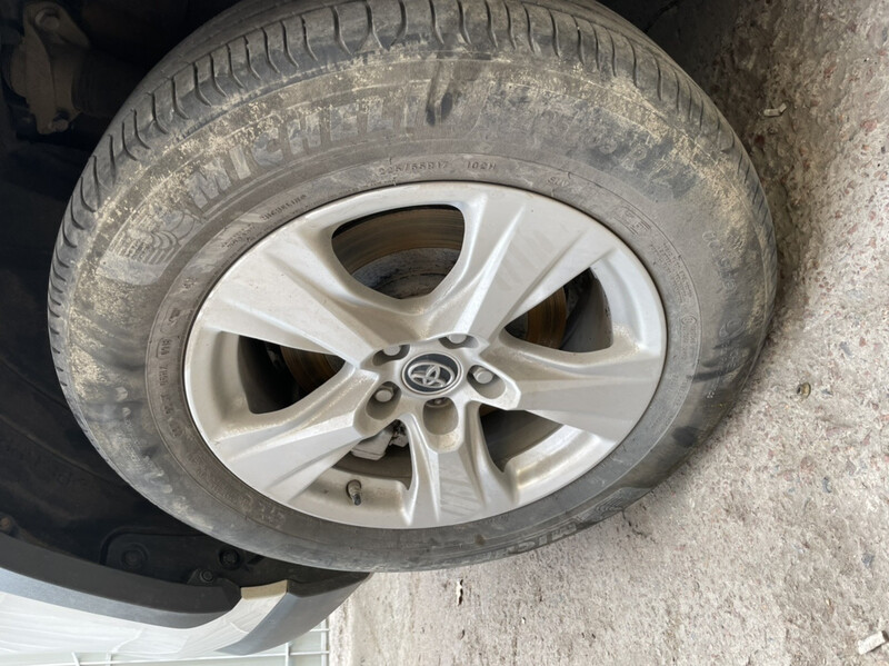 Диск литой r17 Toyota RAV4  2019 2.5 Гибрид 