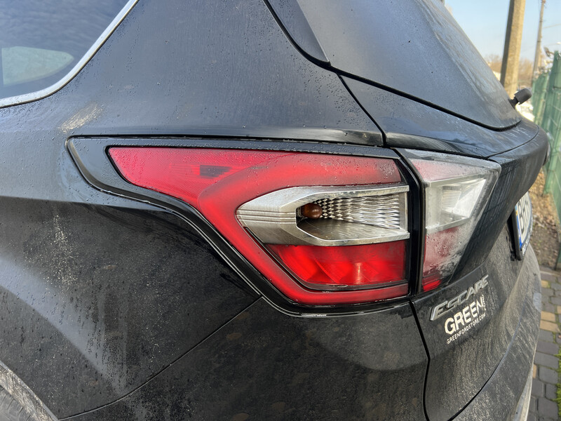 Стекло фары Ford Escape  2017 1.6 Бензин Одесса