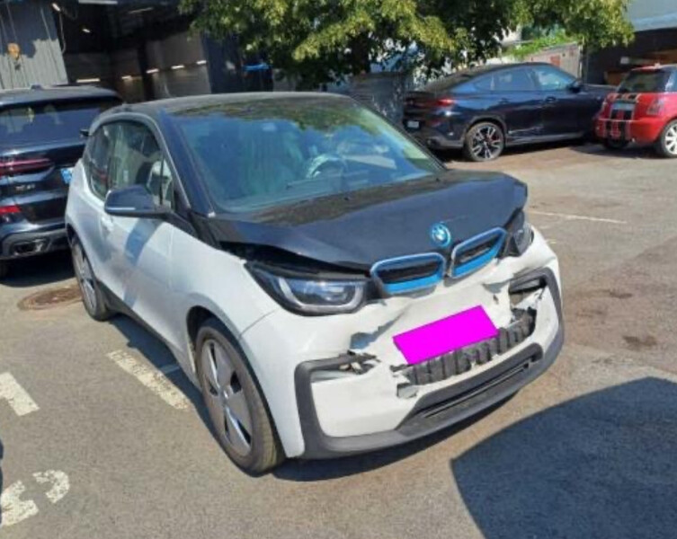 Бампер передний BMW i3  2020 хэтчбек 4.2 Электро Днепр