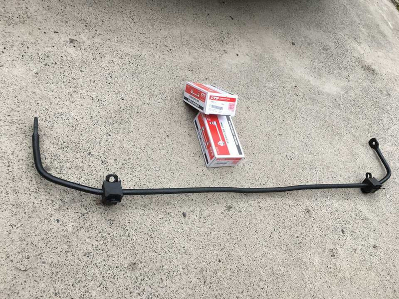 Передний стабилизатор поперечной устойчивости Mazda 626 GE 1997 хетчбек 2.0 Дизель 