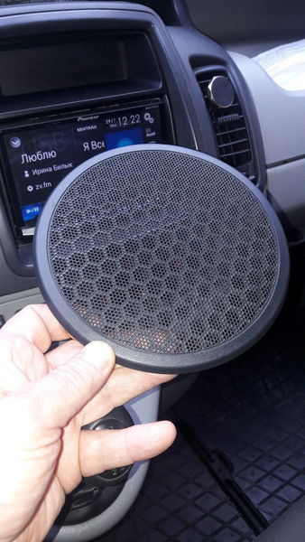 Решетка динамика двери Renault Trafic 2015 г.  2.0 л дизель Чернигов